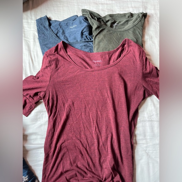 BUNDLE 3/4 sleeve Tops - Picture 1 of 2